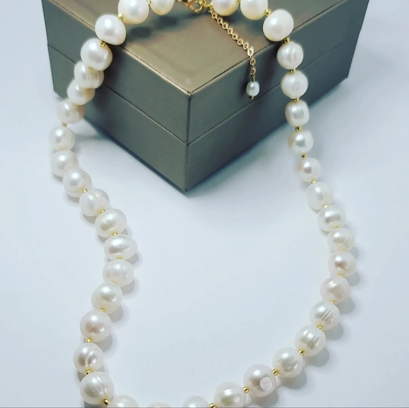 Freshwater Pearl necklace - Picture 1 of 4